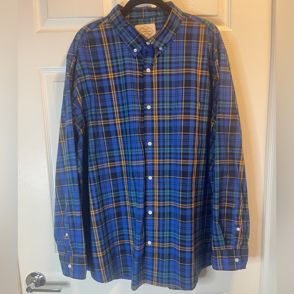 St. John's Bay Men's Blue Plaid Performance Button-Down Shirt 2XL